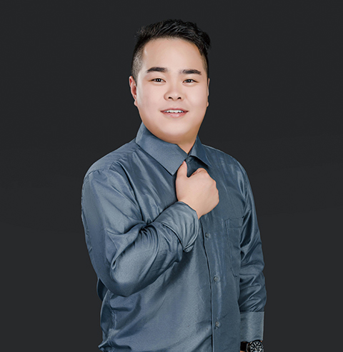 杨加玉