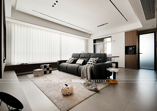 义乌装修四居室 120平极简风 大平层装修案例